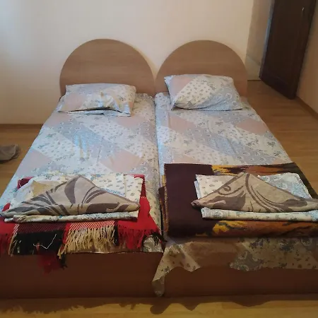 опера דירה